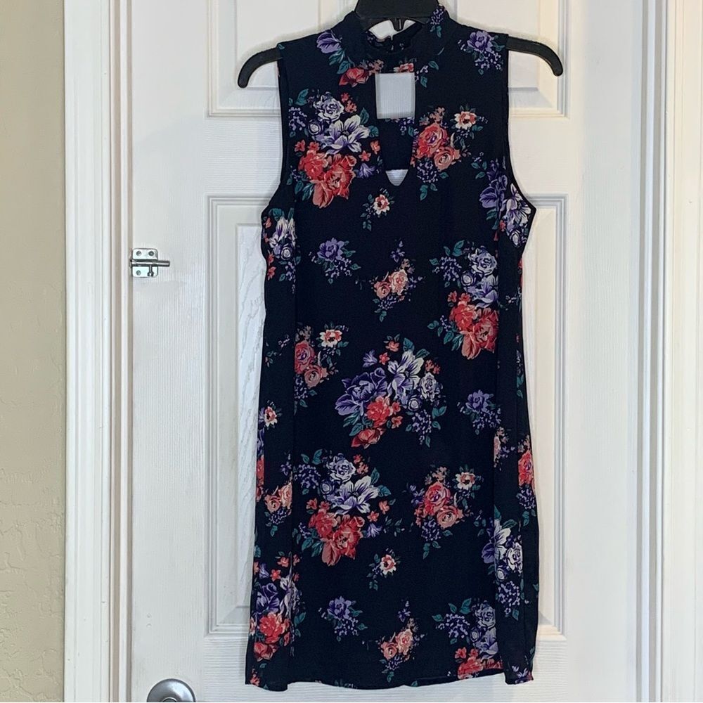 Skies Are Blue floral print sleeveless dress Size Small